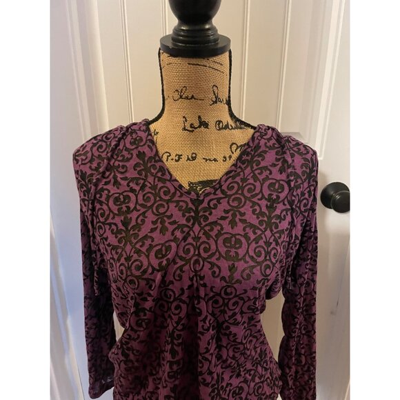 Lightweight Marika Yoga top - Picture 2 of 4